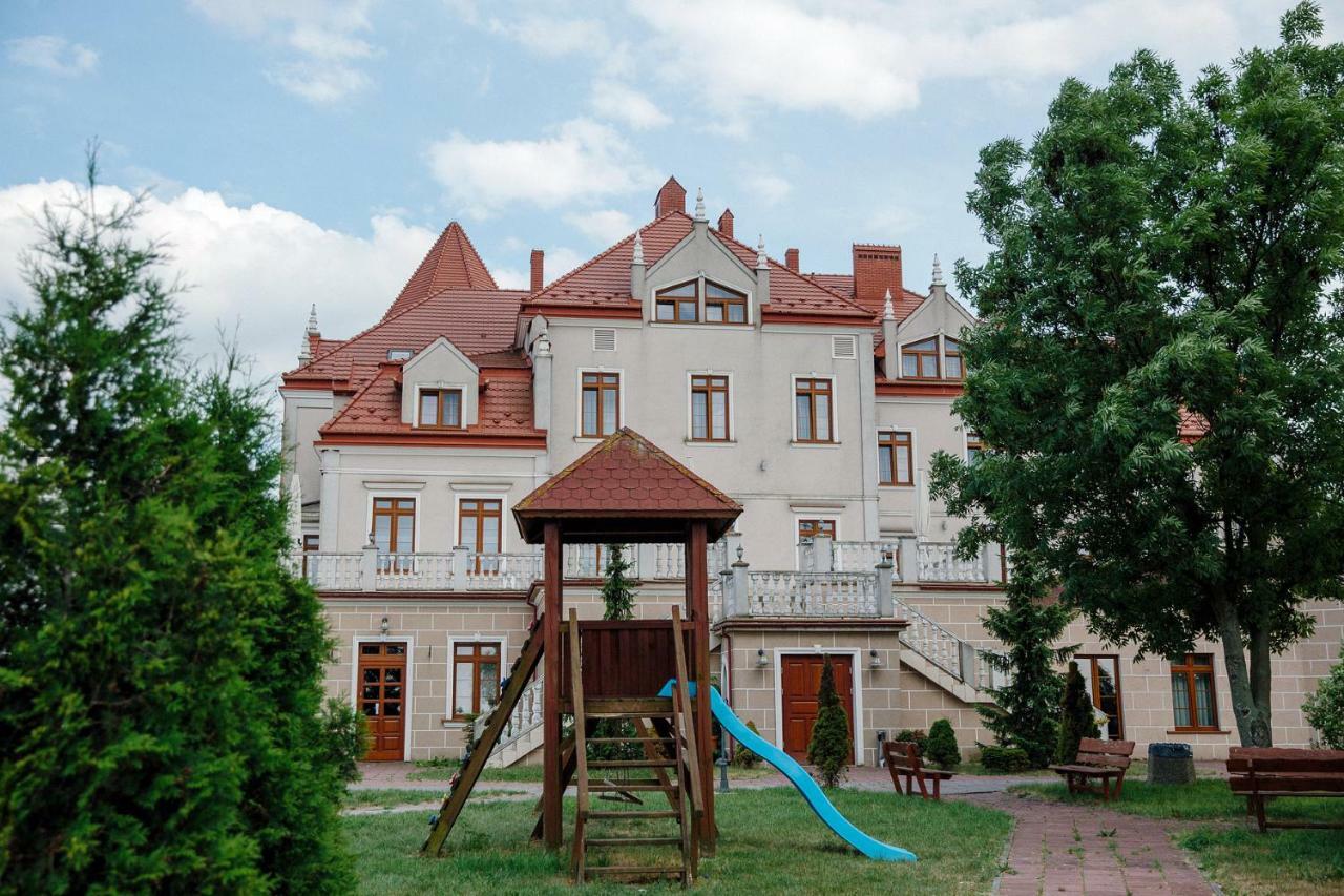 Palac Koronny Noclegi & Wypoczynek Wodzisław Exterior foto